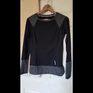Reebok XS long sleeve Activewear top